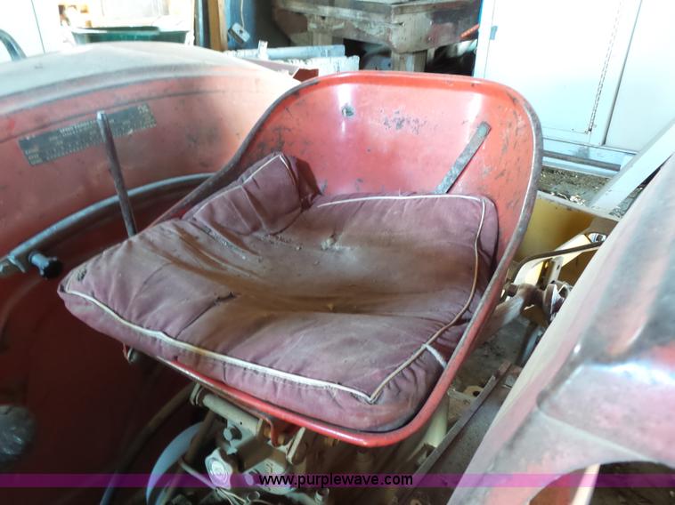 image for item J4986 Massey-Ferguson 210 Series 2746 tractor