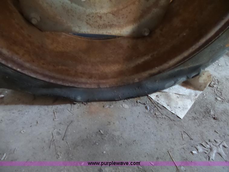 image for item J4986 Massey-Ferguson 210 Series 2746 tractor