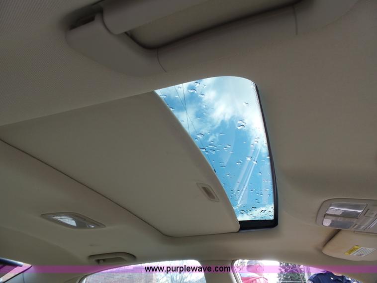 image for item J5000 2008 Hyundai Azera Limited