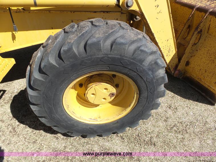 image for item J6127 1998 John Deere 310SE backhoe