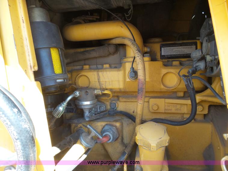 image for item J6127 1998 John Deere 310SE backhoe