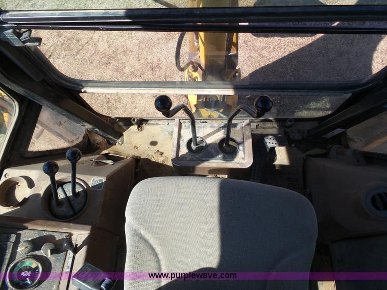 image for item J6127 1998 John Deere 310SE backhoe