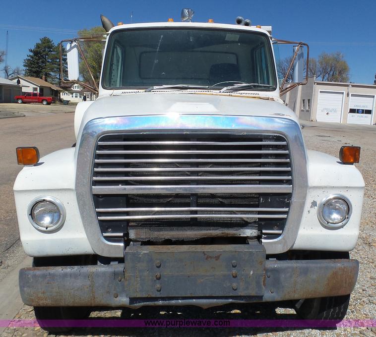 image for item J6169 1979 Ford 9000 dump truck