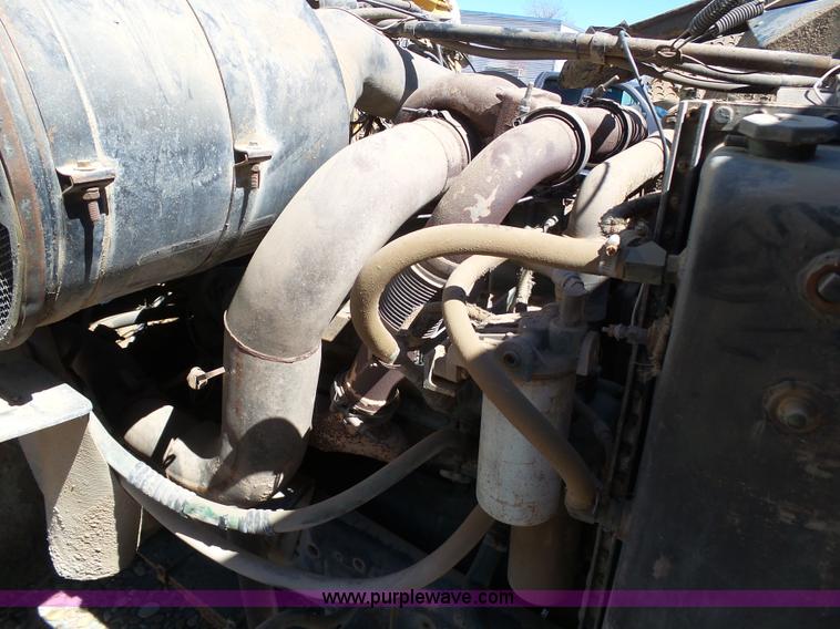 image for item J6169 1979 Ford 9000 dump truck