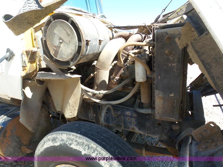 image for item J6169 1979 Ford 9000 dump truck