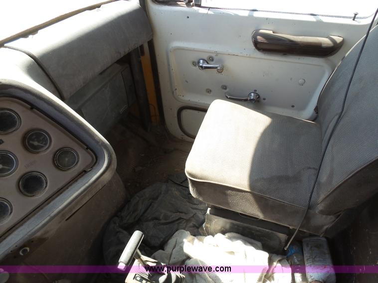 image for item J6169 1979 Ford 9000 dump truck