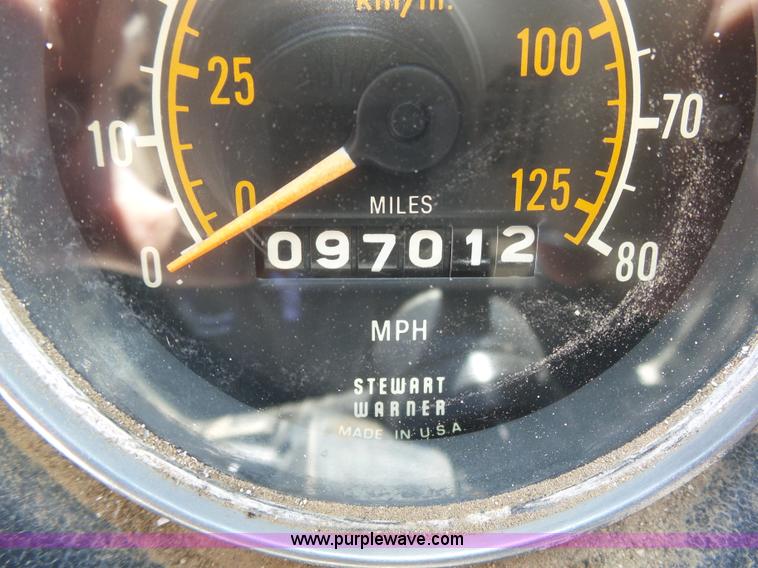 image for item J6169 1979 Ford 9000 dump truck