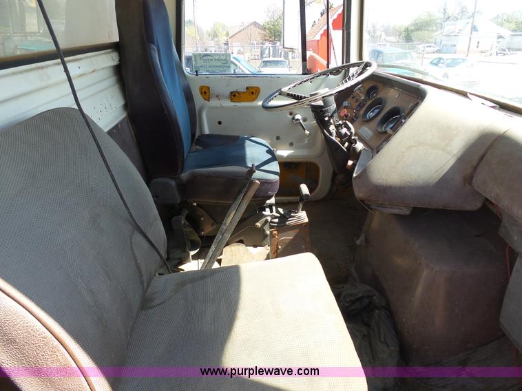 image for item J6169 1979 Ford 9000 dump truck