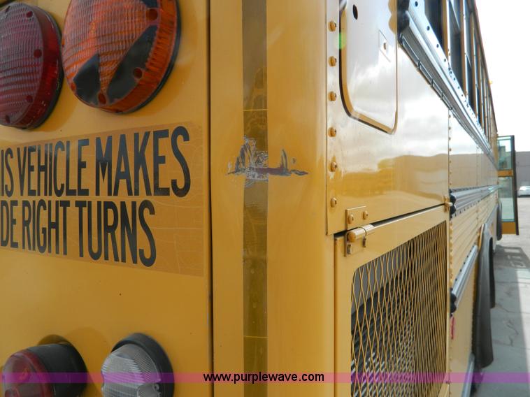 image for item J8979 1996 Thomas Built Saf-T-Liner ER school bus