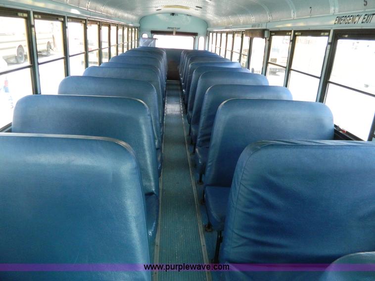 image for item J8979 1996 Thomas Built Saf-T-Liner ER school bus