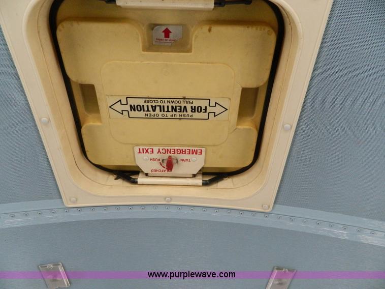 image for item J8979 1996 Thomas Built Saf-T-Liner ER school bus