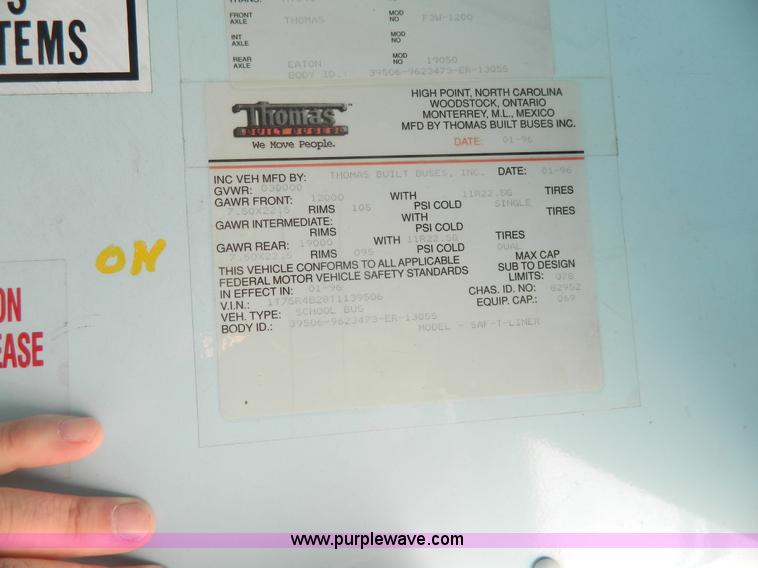 image for item J8979 1996 Thomas Built Saf-T-Liner ER school bus