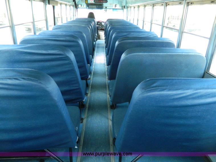 image for item J8980 1994 International 3800 school bus