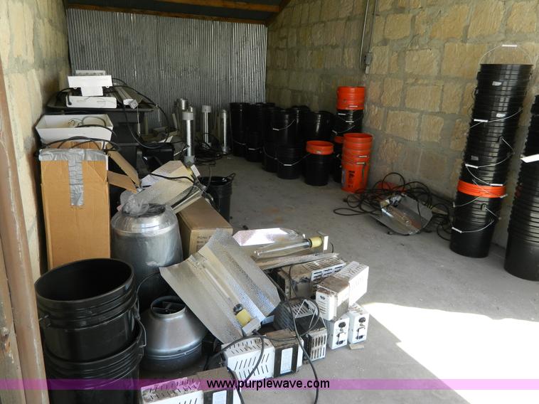 image for item J8984 Professional Growers Equipment