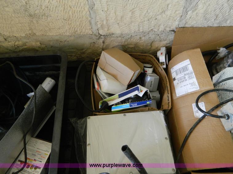 image for item J8984 Professional Growers Equipment