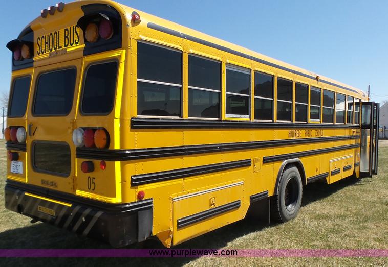 image for item J8987 2005 Blue Bird Vision school bus