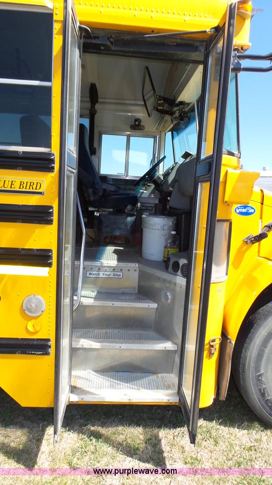 image for item J8987 2005 Blue Bird Vision school bus
