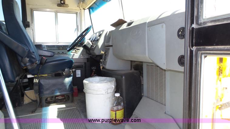 image for item J8987 2005 Blue Bird Vision school bus