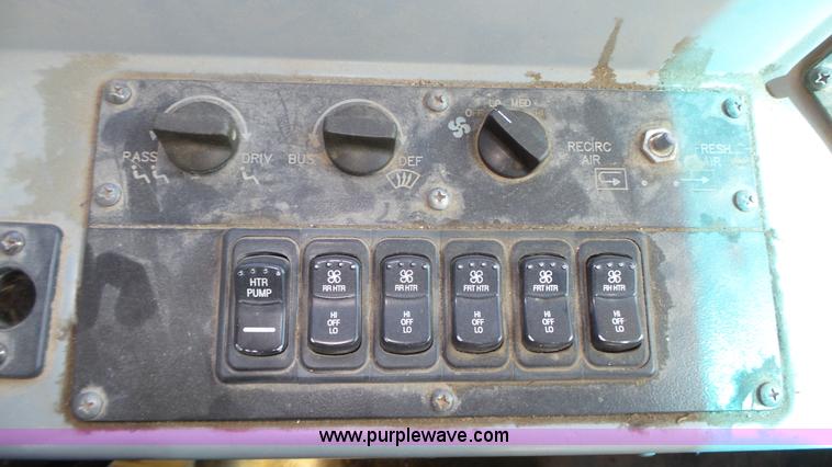 image for item J8987 2005 Blue Bird Vision school bus