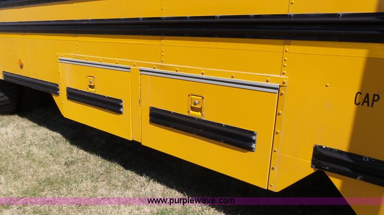 image for item J8987 2005 Blue Bird Vision school bus