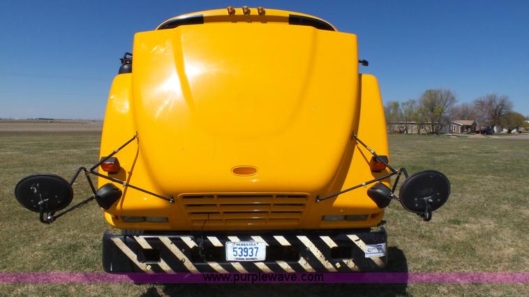 image for item J8987 2005 Blue Bird Vision school bus