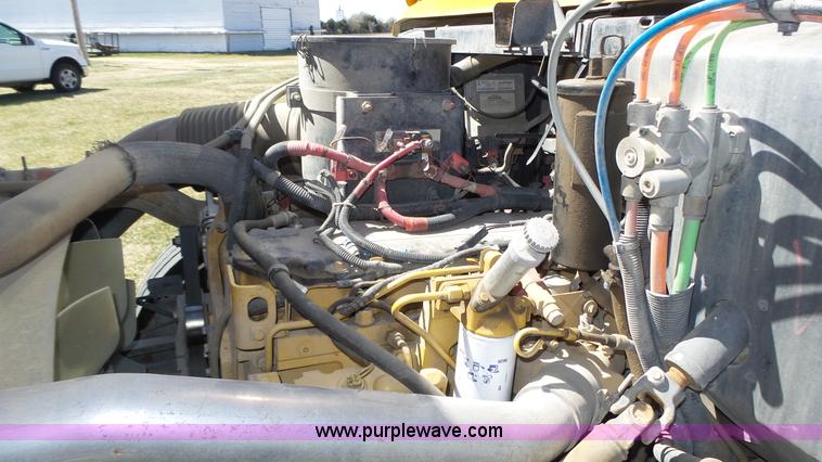 image for item J8987 2005 Blue Bird Vision school bus