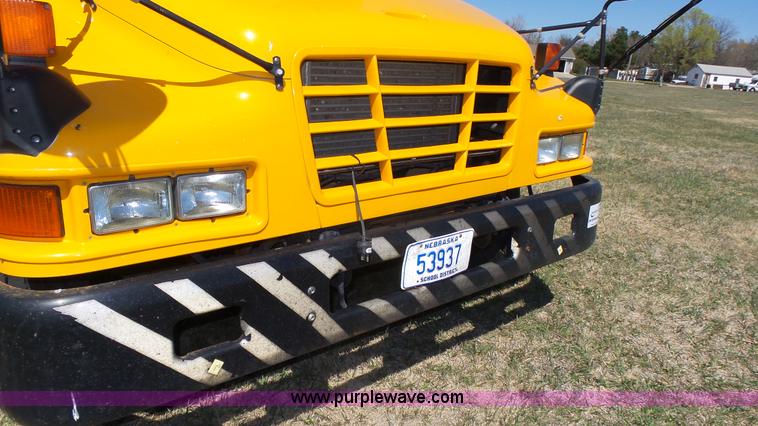 image for item J8987 2005 Blue Bird Vision school bus