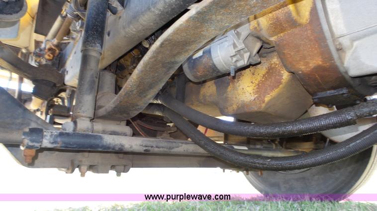 image for item J8987 2005 Blue Bird Vision school bus