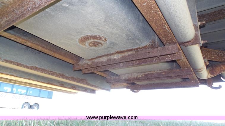 image for item J8987 2005 Blue Bird Vision school bus