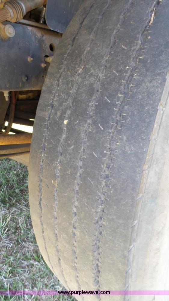 image for item J8987 2005 Blue Bird Vision school bus