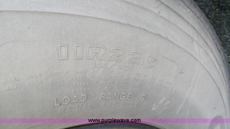 image for item J8987 2005 Blue Bird Vision school bus