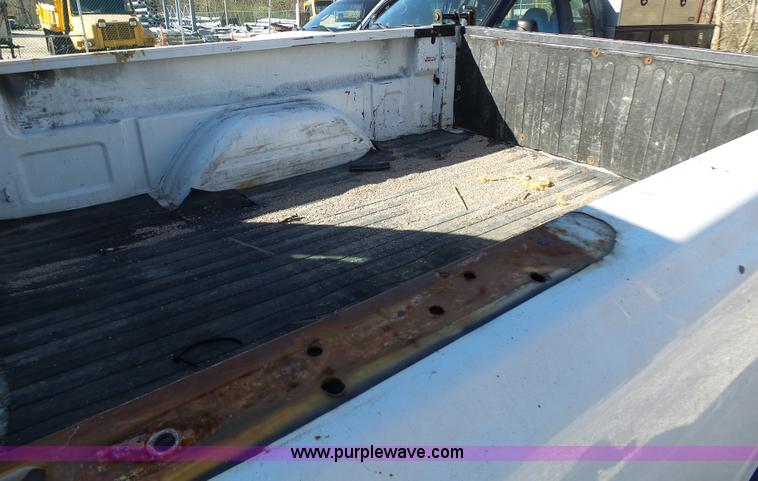 image for item K1316 2006 Chevrolet Silverado 2500HD pickup truck