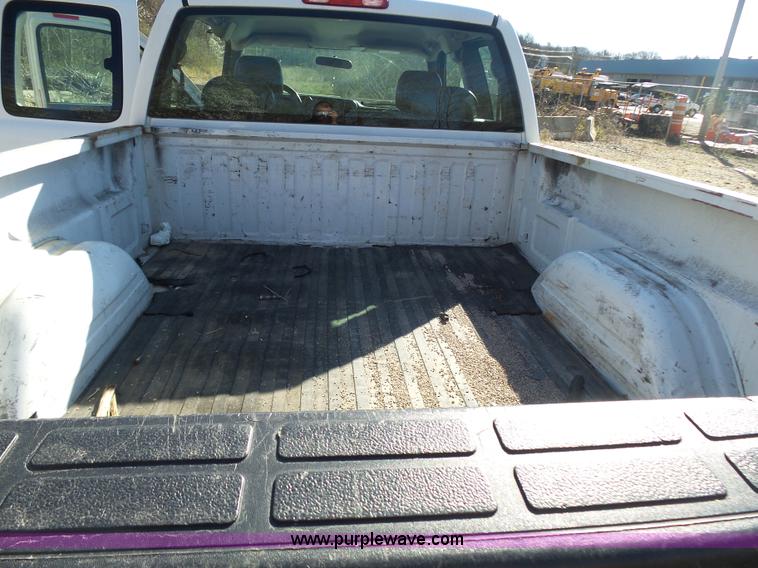 image for item K1316 2006 Chevrolet Silverado 2500HD pickup truck