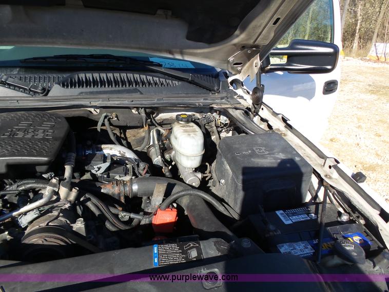 image for item K1316 2006 Chevrolet Silverado 2500HD pickup truck
