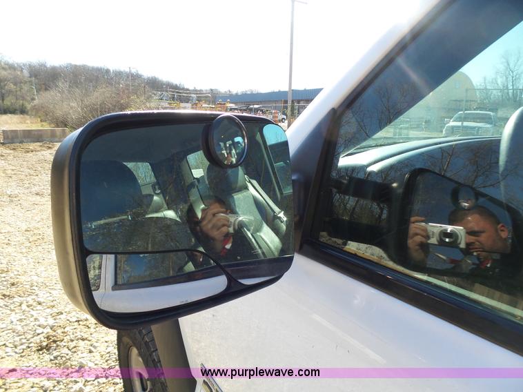 image for item K1316 2006 Chevrolet Silverado 2500HD pickup truck