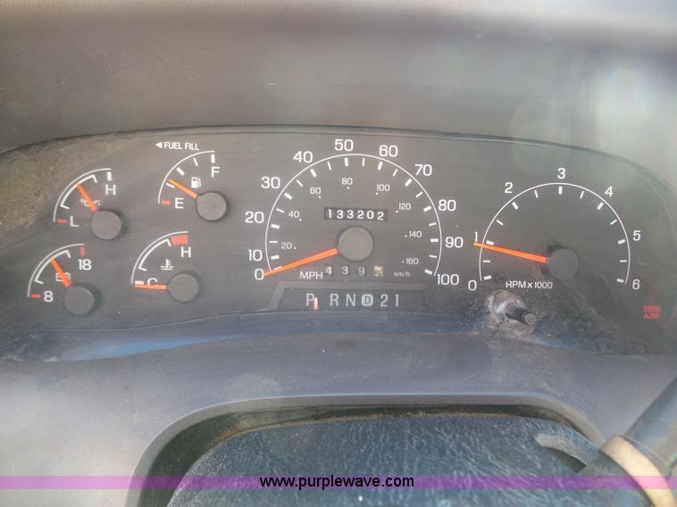 image for item K1317 2001 Ford F250 Super Duty SuperCab utility truck