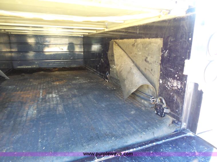 image for item K1317 2001 Ford F250 Super Duty SuperCab utility truck