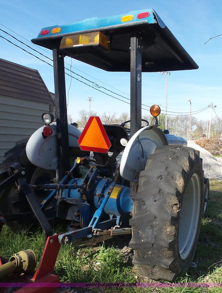 image for item K4613 1988 Ford 2910 tractor