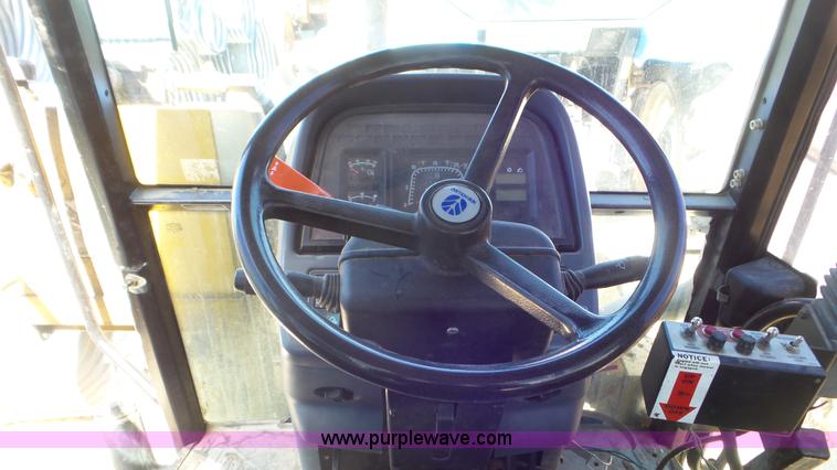 image for item K5203 2002 New Holland TS110 MFWD tractor