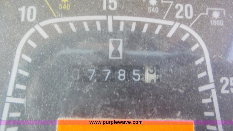 image for item K5203 2002 New Holland TS110 MFWD tractor