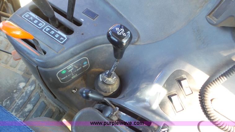 image for item K5203 2002 New Holland TS110 MFWD tractor