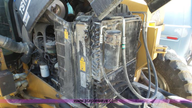 image for item K5203 2002 New Holland TS110 MFWD tractor