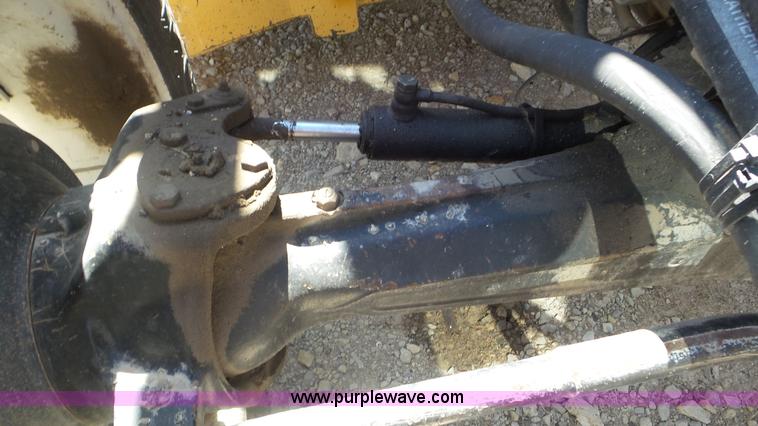 image for item K5203 2002 New Holland TS110 MFWD tractor