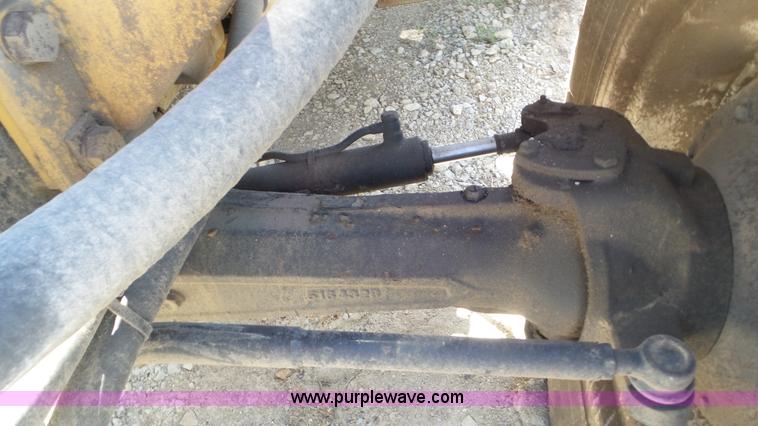 image for item K5203 2002 New Holland TS110 MFWD tractor