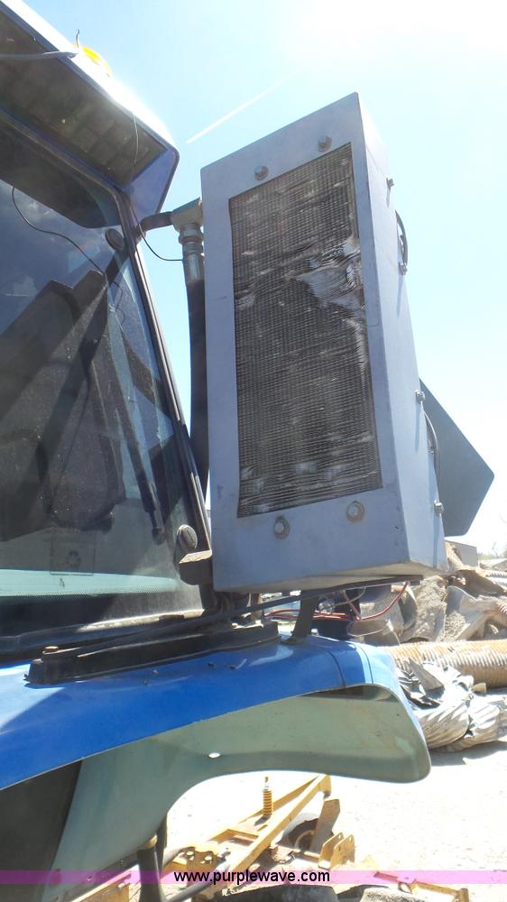 image for item K5203 2002 New Holland TS110 MFWD tractor