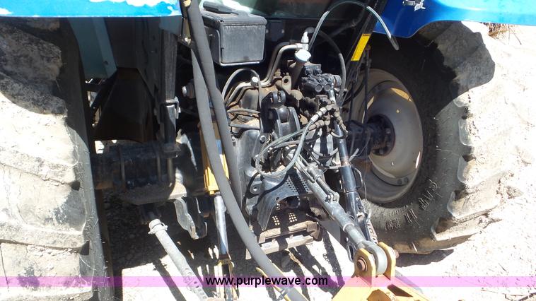image for item K5203 2002 New Holland TS110 MFWD tractor