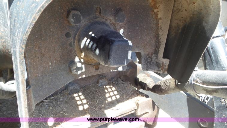 image for item K5203 2002 New Holland TS110 MFWD tractor