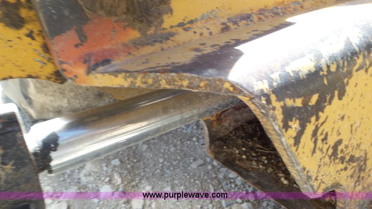 image for item K5203 2002 New Holland TS110 MFWD tractor