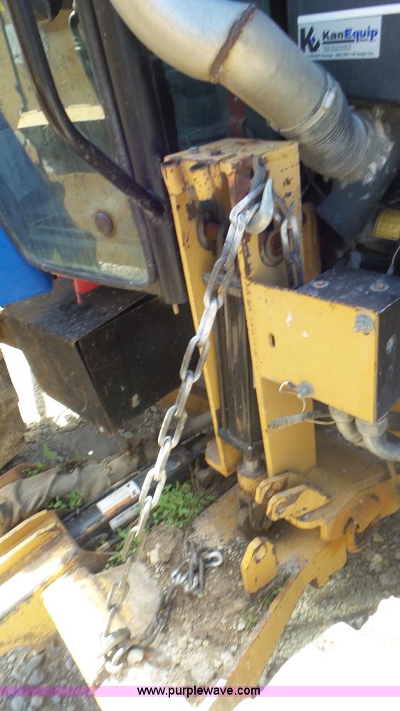 image for item K5203 2002 New Holland TS110 MFWD tractor