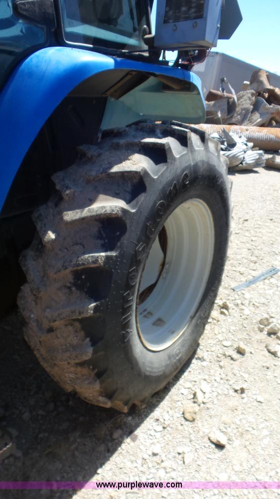image for item K5203 2002 New Holland TS110 MFWD tractor